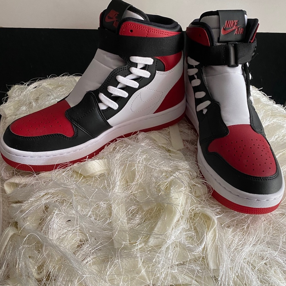 Nike Air Jordan 1